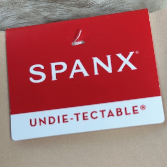 SPANX | Undie-tectable® Smoothing Thong, Soft Nude, Size M, NWT - Picture 3 of 11